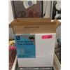 Image 1 : 6 New 12" x 12" Artist Canvases