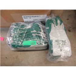 24 Pairs of Medium Nitrile Atlas Stretch Gloves