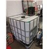 Image 1 : Large Liquid Water Tank