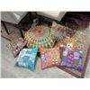 Image 1 : 30" Round Cushion & 6 Throw Cushions