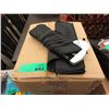 Image 1 : 12 New Black Slim Compact Umbrellas