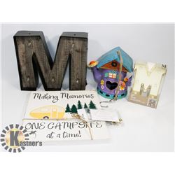 TEA KETTLE BIRD HOUSE,  2 LETTER M LED LIGHTS,