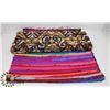 Image 1 : 2 SMALL DECORATIVE HOME FLOOR RUGS