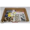 Image 1 : FLAT OF ASSORTED BEADS & GLUE