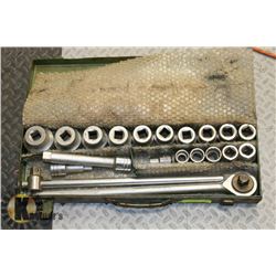 21 PIECE 3/4 INCH SOCKET WRENCH SET