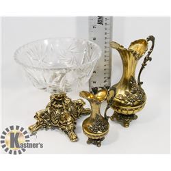 VINTAGE SET OF 2 BRASS MINI PITCHERS