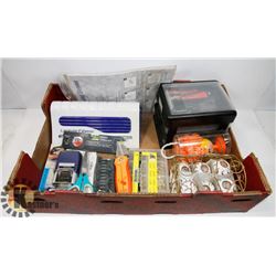 FLAT OF OFFICE AND HOUSEHOLD DECOR