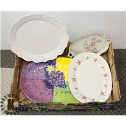 LARGE BOX OF VINTAGE SERVING TRAYS