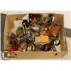 Image 1 : BOX OF 14 ASSORTED CANDLE HOLDERS, METAL, GLASS,