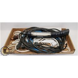 TRAY OF ASSORTED POWER CORDS & WORK LIGHT