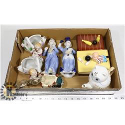 FLAT OF ASSORTED COLLECTIBLES