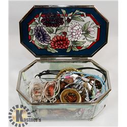 STAINED GLASS JEWELRY BOX FILLED