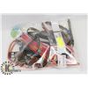 Image 1 : BAG OF DOG LEASHES AND/OR COLLARS