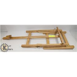 WOOD TABLE-TOP EASEL - GENERAL, ART