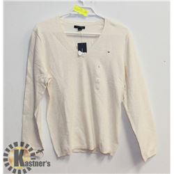 NEW TOMMY HILFIGER VNECK SWEATER L/G