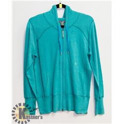 NEW WITH TAGS WOMENS SHIRT