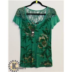 NEW WITH TAGS WOMENS SHIRT