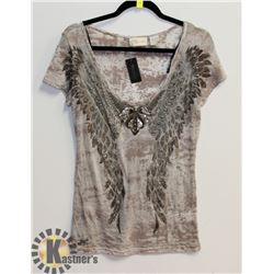 NEW WITH TAG WOMENS SHIRT