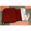 Image 1 : 4PC SET OF REVERSIBLE CAR MATS