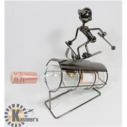 METAL WINE BOTTLE HOLDER SKI MAN