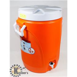 RUBBERMAID 5 GALLON WATER JUG & SPOUT