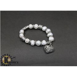 # 32-SYNTHETIC FRESH WATER PEARL BRACELET