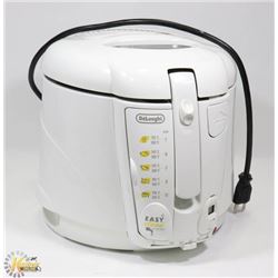 DELONGHI EASY CLEAN DEEP FRYER
