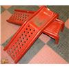 Image 1 : 2 STEEL RED CAR RAMPS