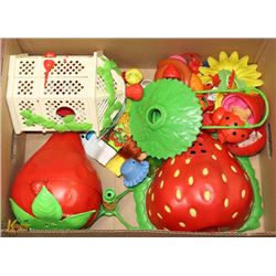 BOX OF STRAWBERRY SHORTCAKE ITEMS INCL HOUSE,