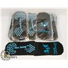 Image 1 : NEW! 12 PAIRS OF TRAMPOLINE SOCKS - BLUE