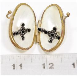MOTHER OF PEARL TRINKET BOX WITH CROSS EARRINGS.