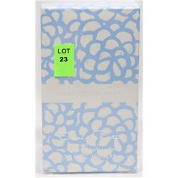 SOMETHING BLUE OSCAR DE LA RENTA NATURAL SPRAY