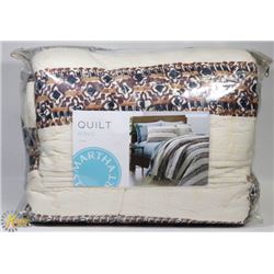 NEW MARTHA STEWART PLEATED KING SIZE QUILT