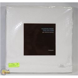 NEW HUDSON PARK COLLECTION GEO DIAMOND BLANKET