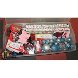 RUBBERMAID CLEAR STORAGE ON WHEELS -