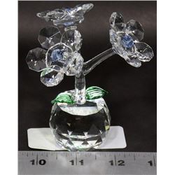 STANDING CRYSTAL DISPLAY OF 3 FLOWERS BLUE CENTERS