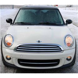 2012 MINI COOPER