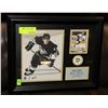 Image 1 : SIDNEY CROSBY FRAMED HOCKEY PICTURE AND CARD