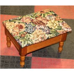 FLOWER & WOOD FOOT STOOL WITH STORAGE