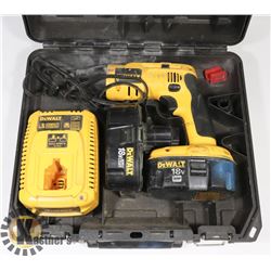 DEWALT 18 V SCREW GUN & CASE