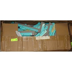 BOX OF FLOOR SWEEPERS AND SQUEE GEES