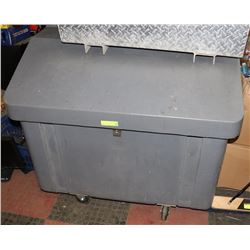 PLASTIC STORAGE BIN WITH LID 24"X42"X39"