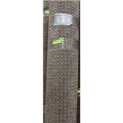 CARPET 33  -  12FT 11"  X  7FT 1"