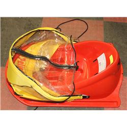 CHILDRENS PELICAN SNOW SLED WITH COVER