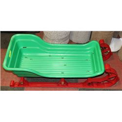 CHILDREN'S SNOW SLED