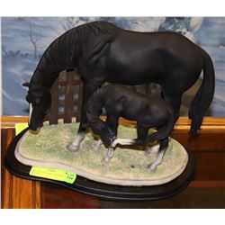 NEW BLACK MARE AND FOAL FIGURE 10"