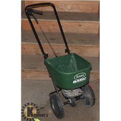 SCOTTS SPREADER