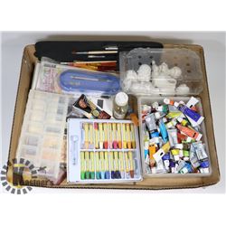 BOX FULL OF ARTS & CRAFTS ITEMS INCL. LOTS