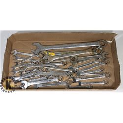 LARGE FLAT OF SAE COMBINATION