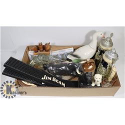 LOT OF BAR ACCESSORIES & BEER STEINS & COLLECTIBLE